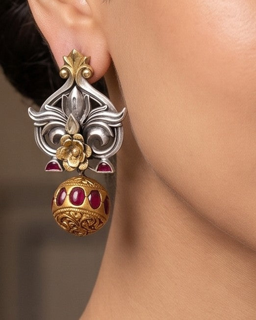 Dual tone earring