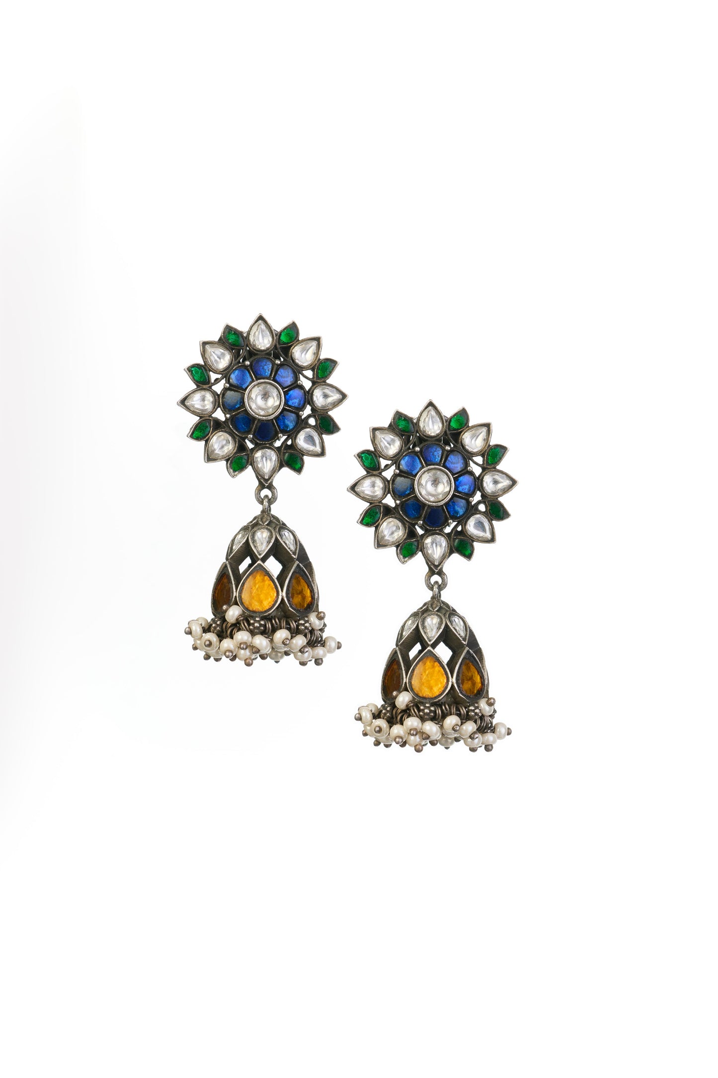 Kundan jhumka