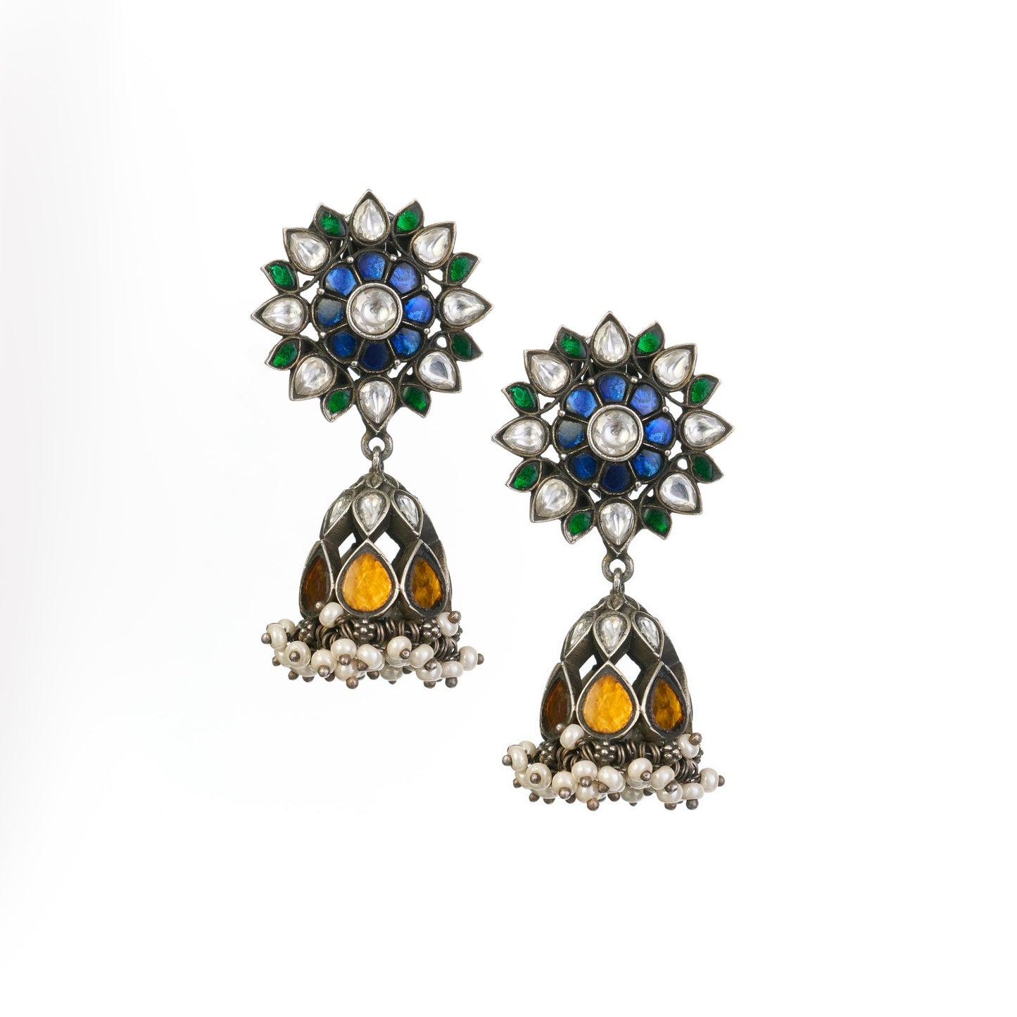 Kundan jhumka